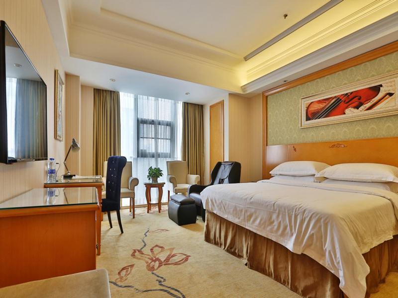 Vienna Hotel Wuhan International Convention And Exhibition Centre Exterior foto